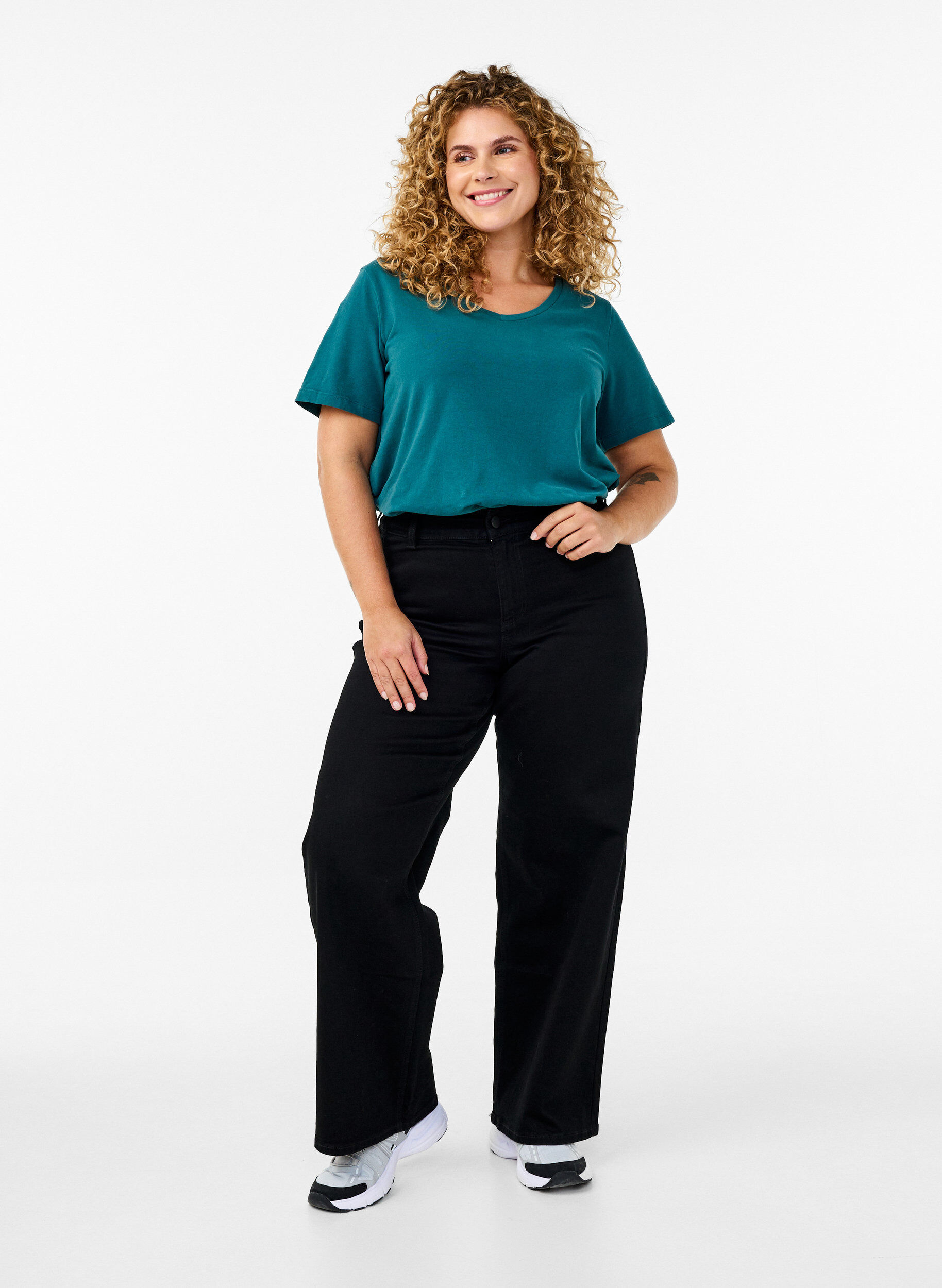 Zizzifashion Basic plain cotton t-shirt, Green, Model image number 1