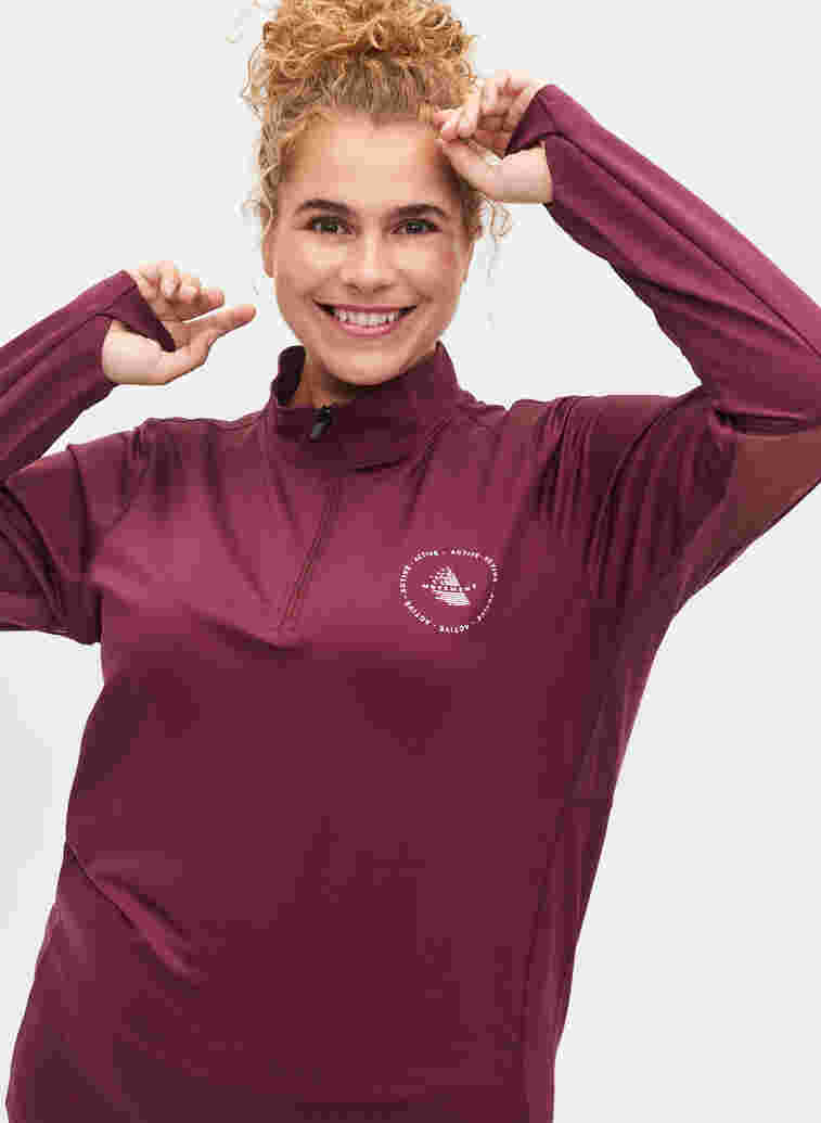 High neck exercise top with zip, Fig, Model