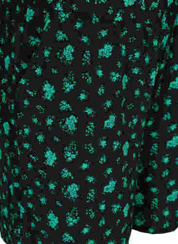 Printed shorts with pockets, Green Flower AOP, Packshot image number 2