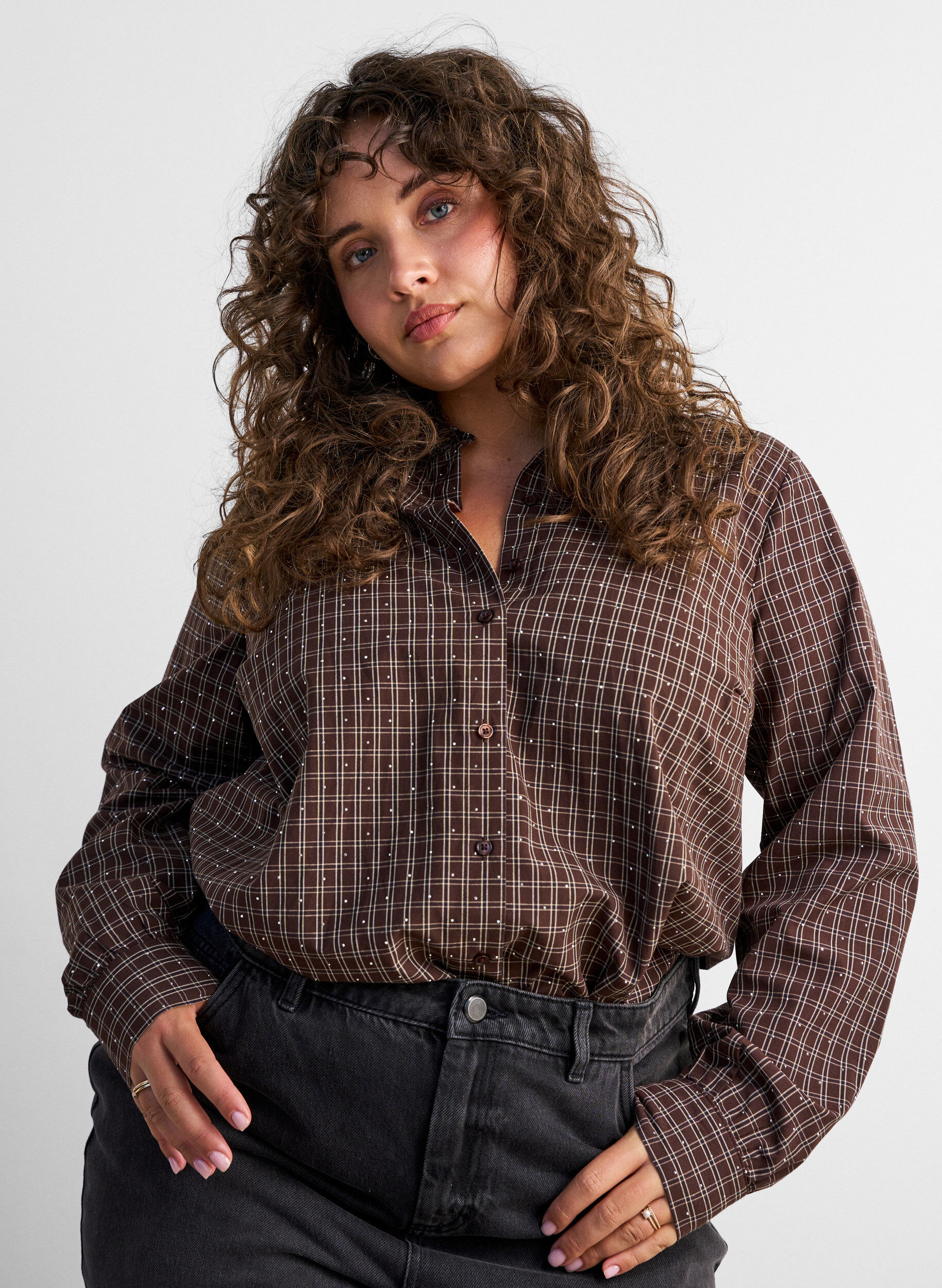 Checked shirt with rhinestones, Brown, Model