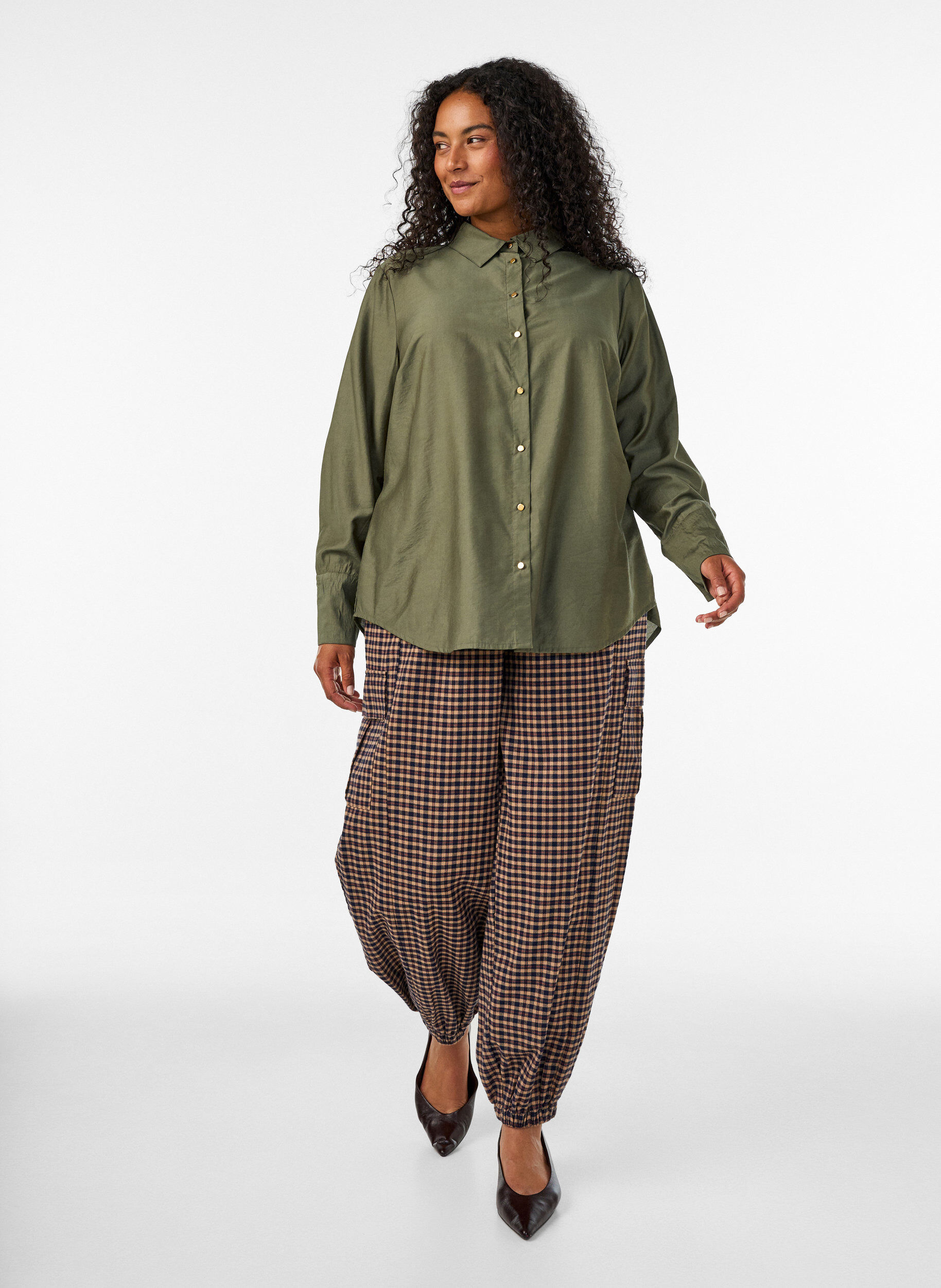 ZizzifashionViscose shirt with golden buttons, Green, Model image number 1
