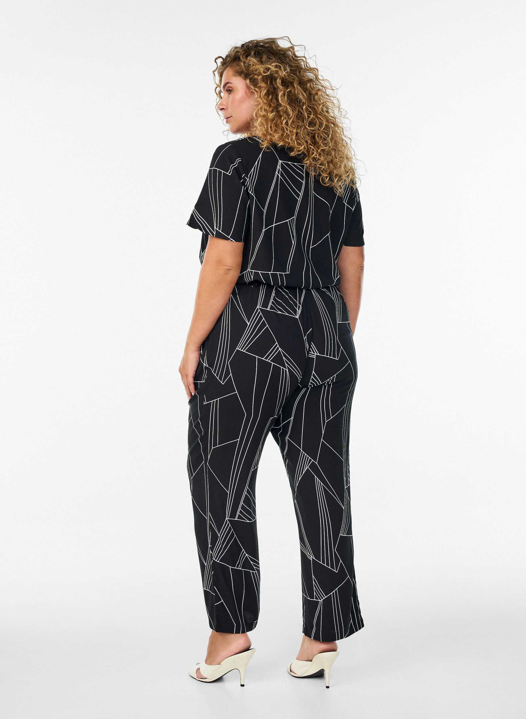 ZizzifashionHigh-waisted viscose trousers, Black, Model image number 1