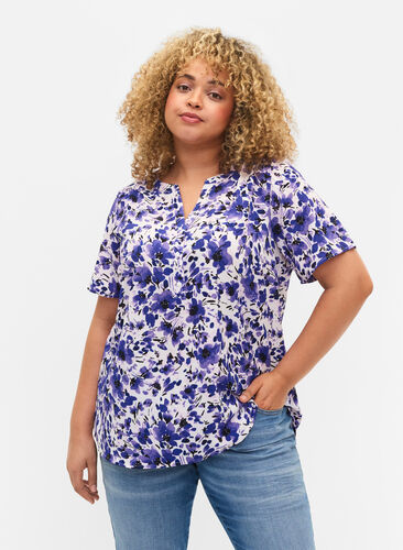 Blouse with short sleeves and v-neck, Purple Small Flower, Model image number 0
