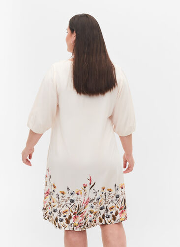 Short-sleeved floral print viscose dress, Off White Flower, Model image number 1