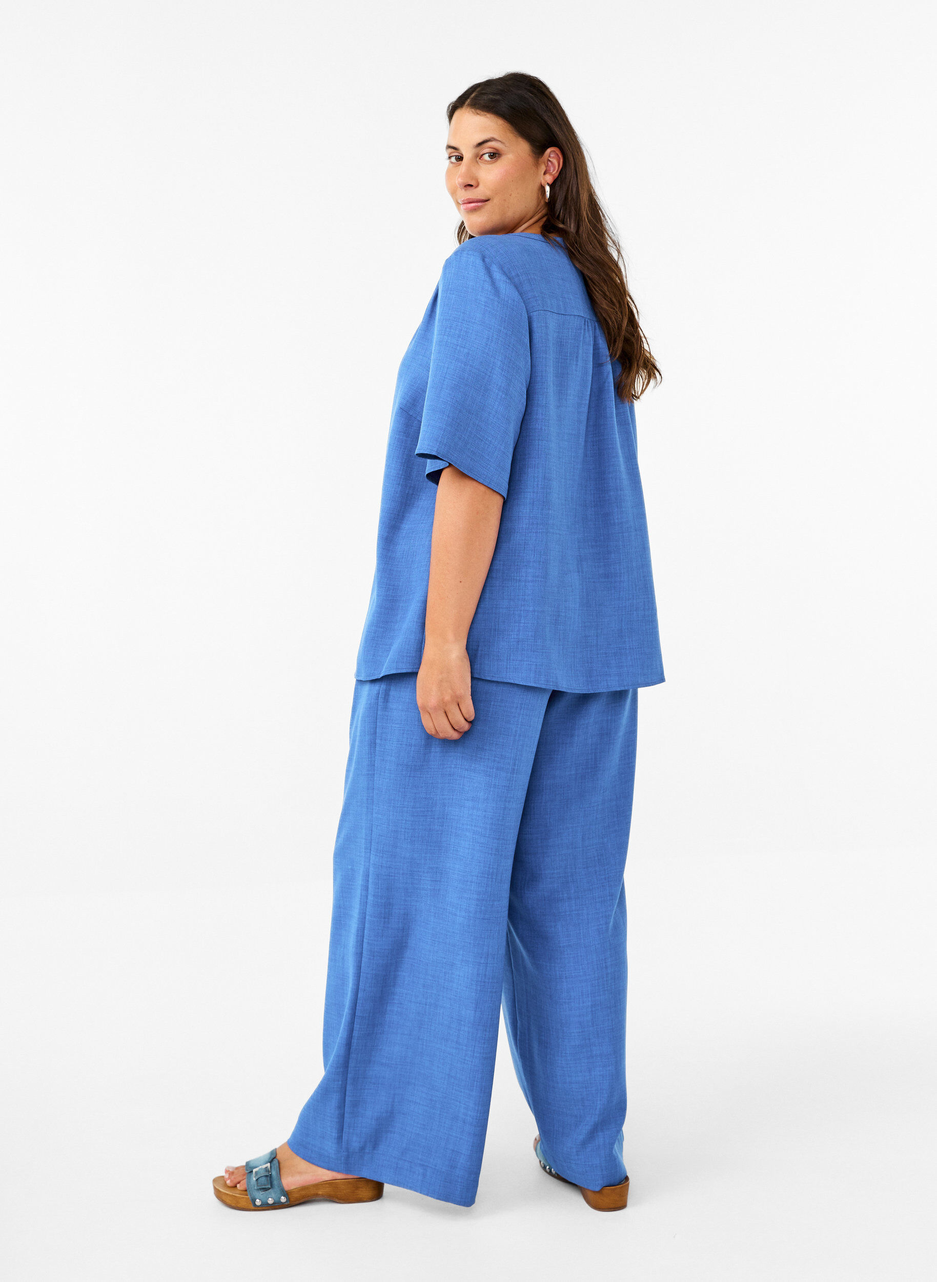 ZizzifashionLoose trousers with elasticated waistband and pockets, Blue, Model image number 1