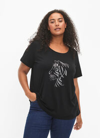 Cotton T-shirt with motif, Black w. Lion, Model