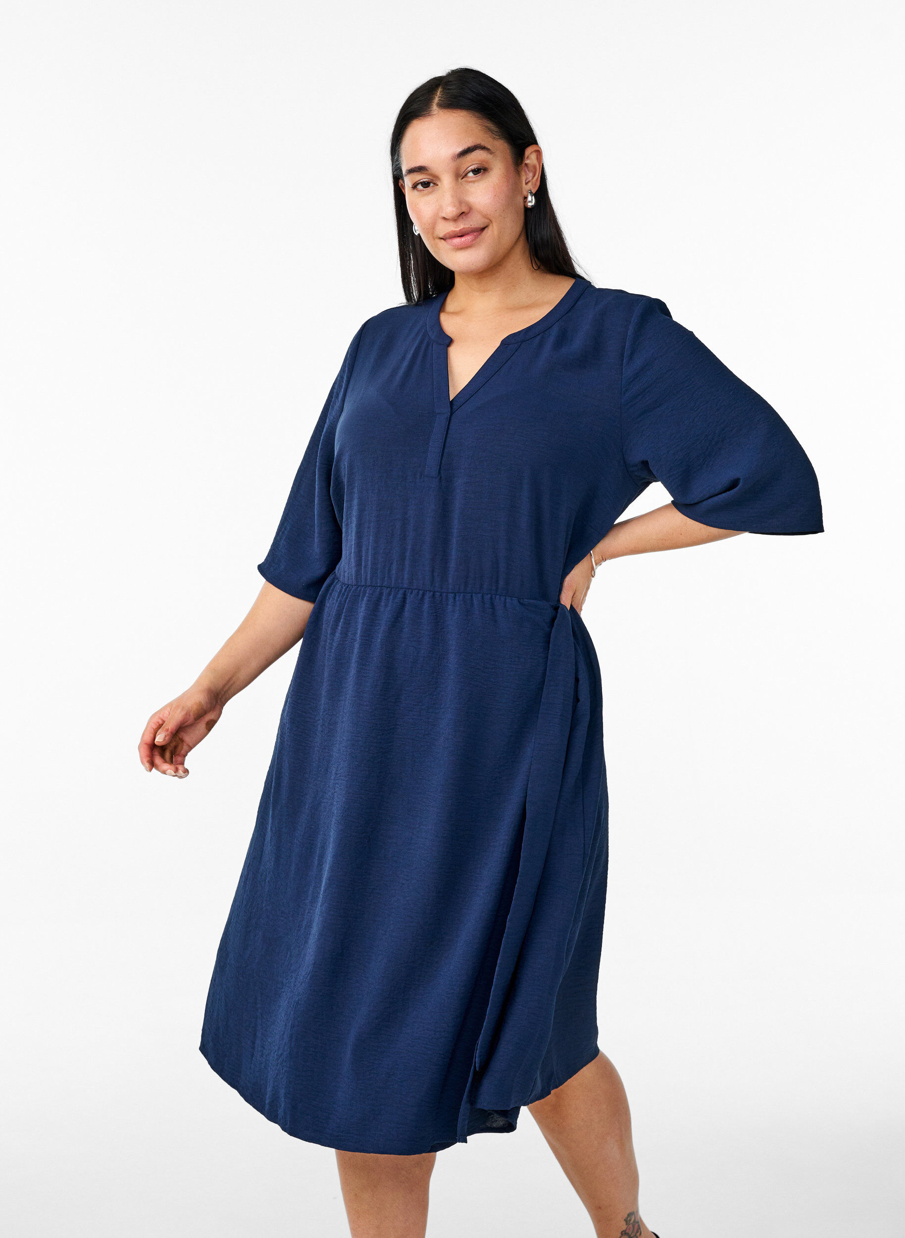 Zizzifashion Mid-length dress with tie detail, Blue, Model image number 0