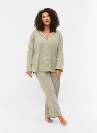 Cotton trousers with structure, Seagrass , Model