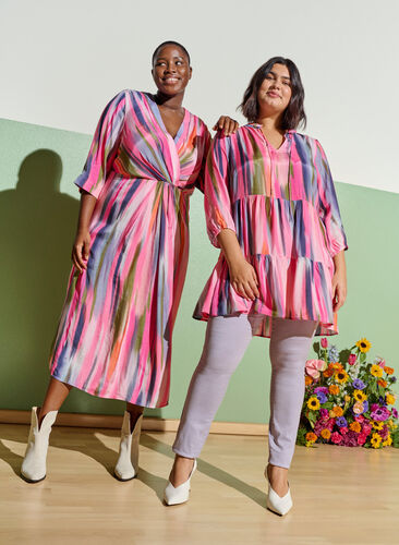 Printed midi dress with 3/4 sleeves, Pink AOP, Image image number 0