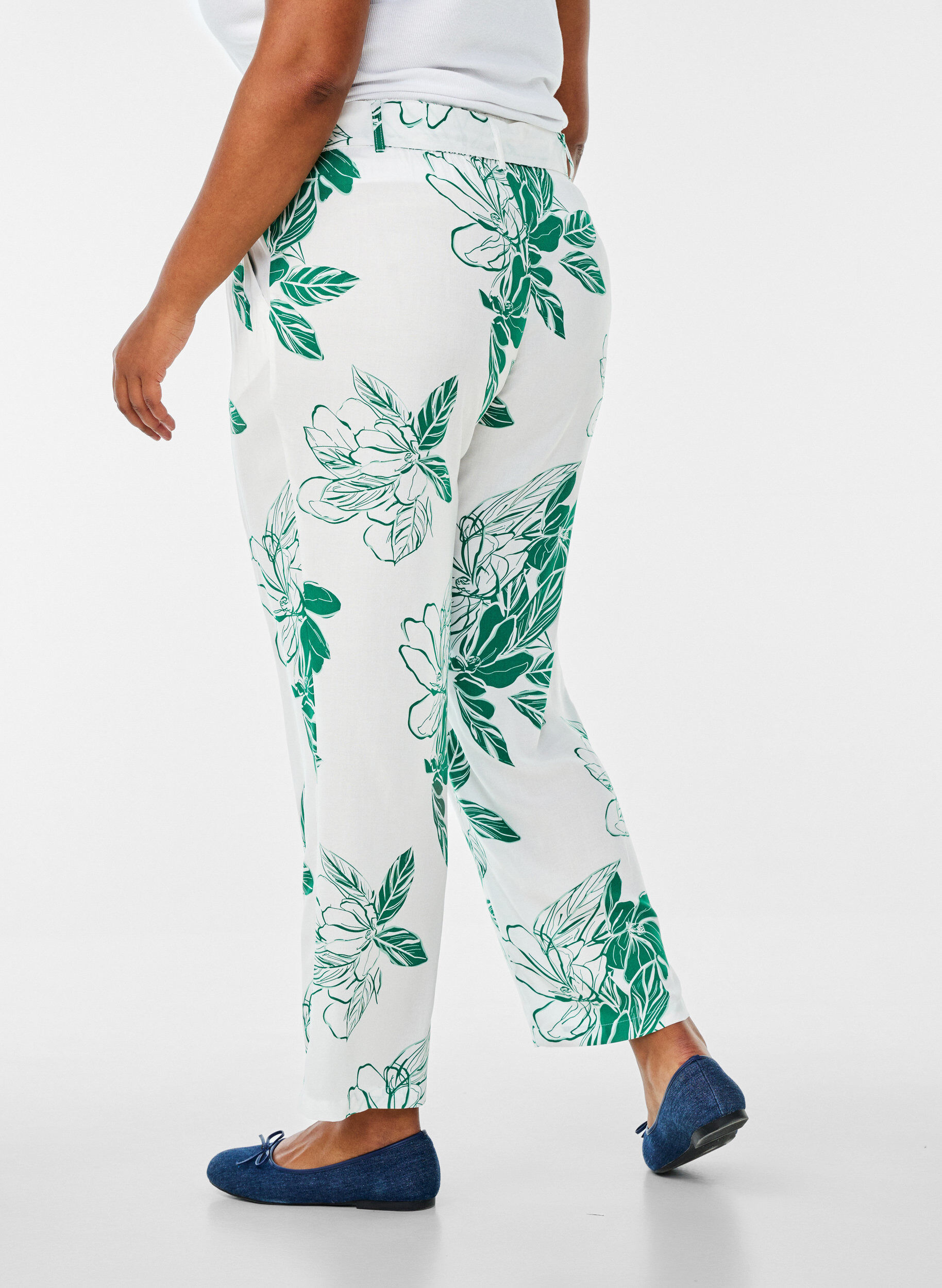 ZizzifashionHigh-waisted viscose trousers, Green, Model image number 1