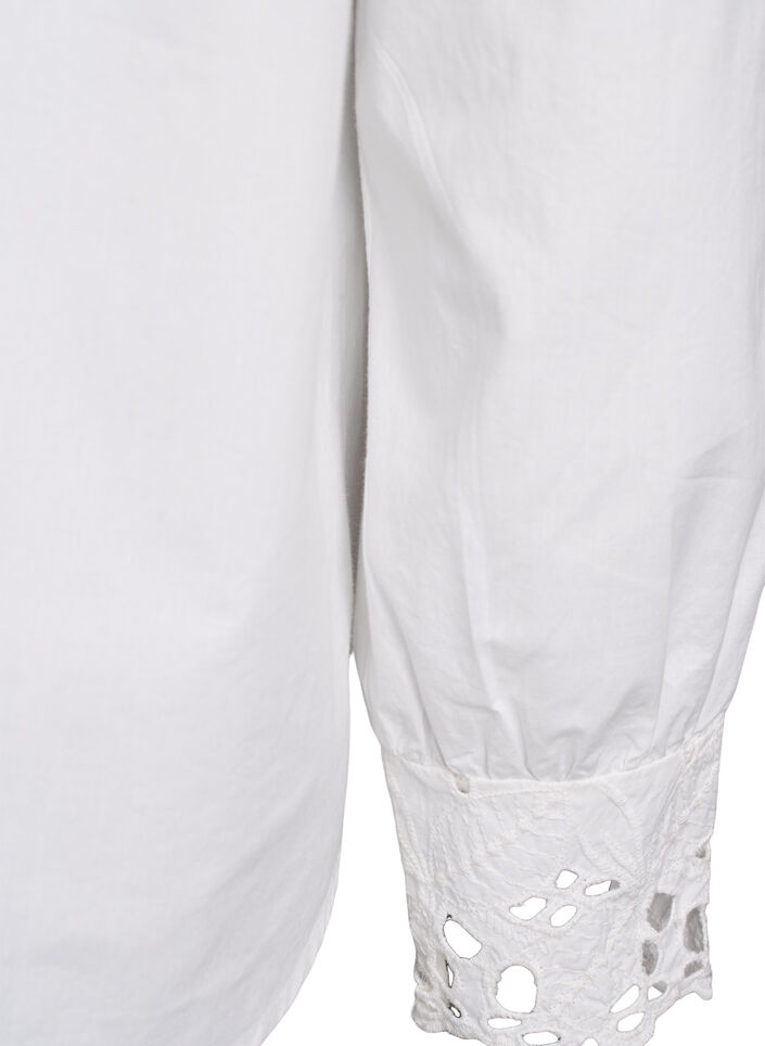 Blouse with V-neck and broderie anglaise details, White, Packshot