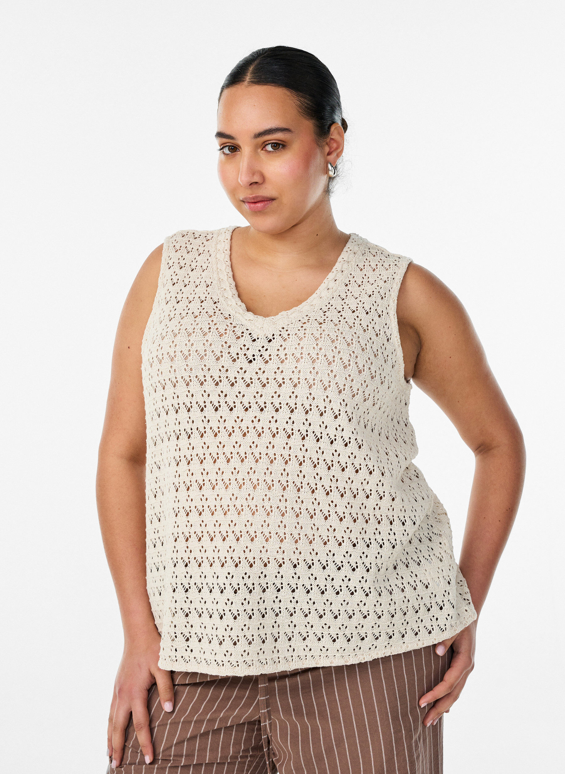 ZizzifashionSleeveless blouse with eyelet embroidery and V-neck, Beige, Model image number 0