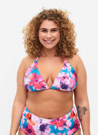 Triangle bikini bra with print, Pink Flower, Model
