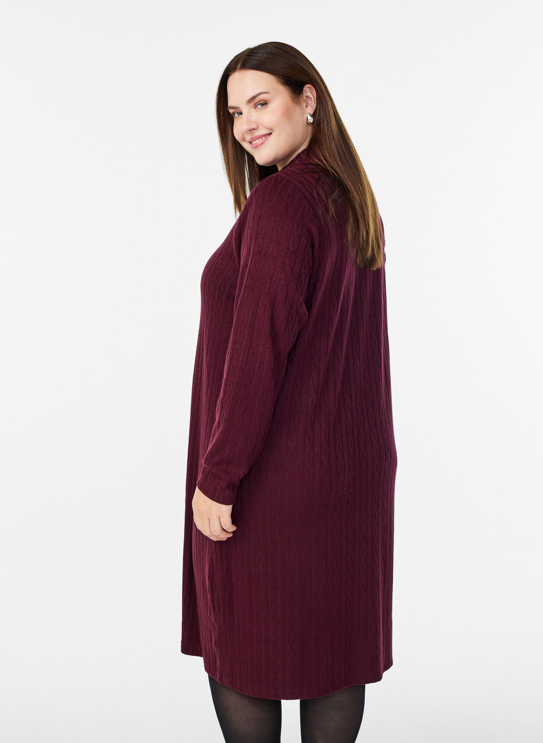 Zizzifashion Dress with cable structure and v-neck, Dark Bordeaux, Model image number 2