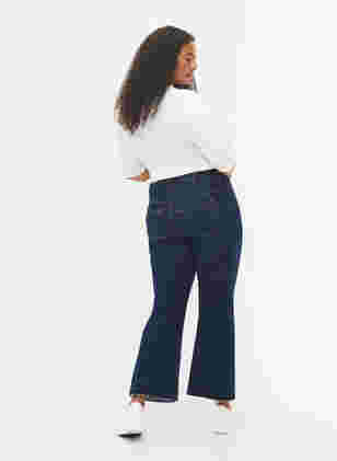 Ellen bootcut jeans with high waist, Dark blue, Model