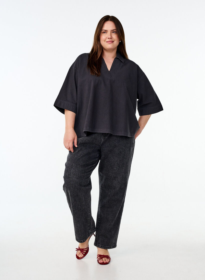 Loose blouse with collar and 1/2 sleeves, Black, Model image number 1
