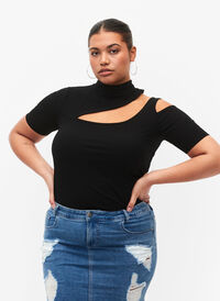 Short-sleeved blouse with cut-out section, Black, Model