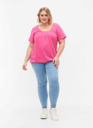 Short sleeve cotton t-shirt, Shocking Pink, Model image number 2