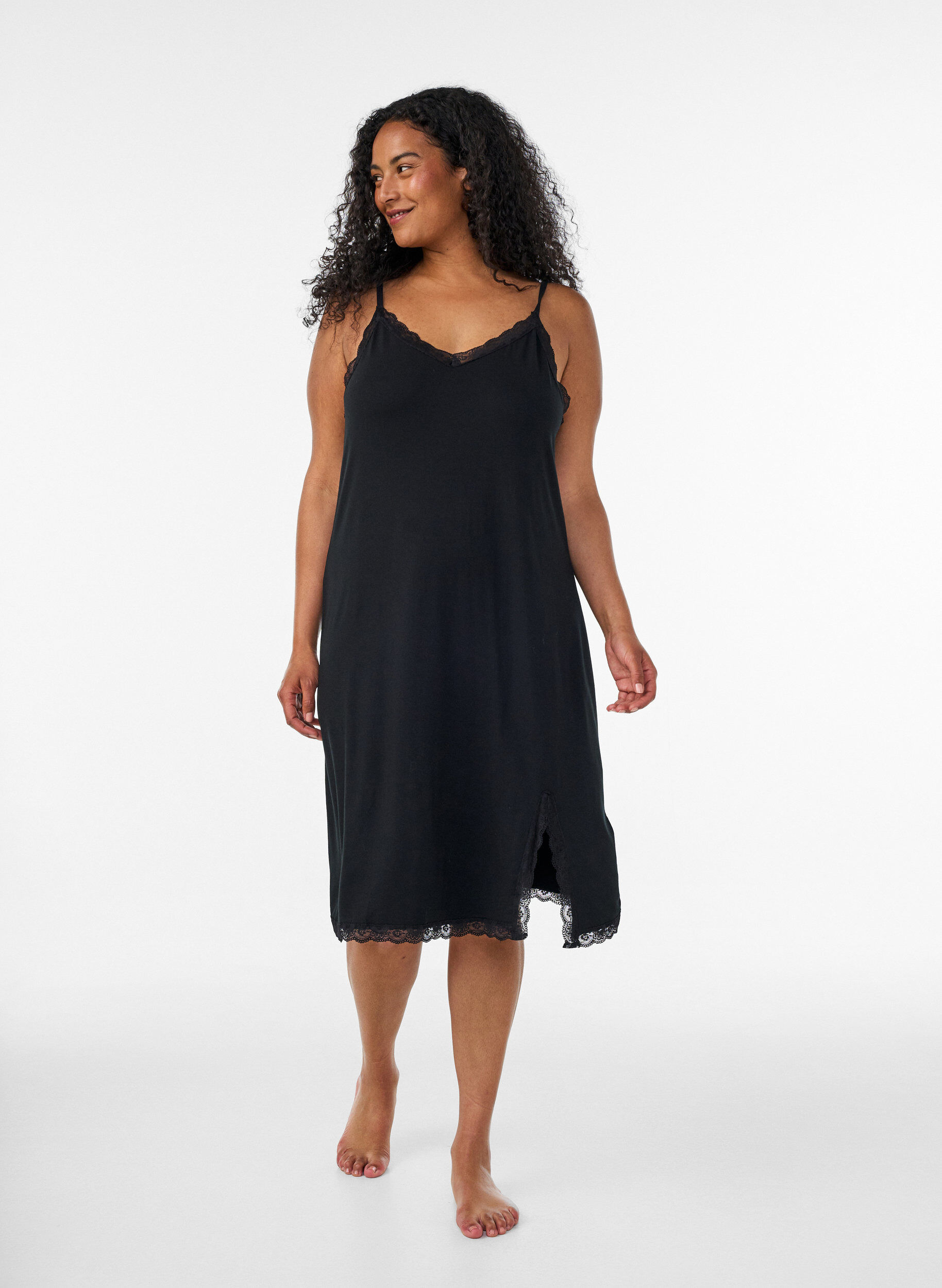 ZizzifashionViscose nightgown with lace and slits, Black, Model image number 0