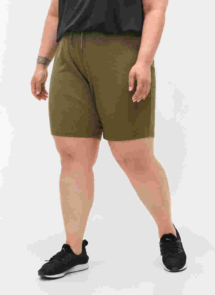 Loose shorts with ribbed texture, Ivy Green, Model image number 2
