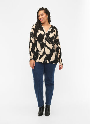 Printed viscose blouse with smock, Black AOP, Model image number 2