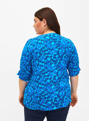 Viscose blouse with buttons, Blue Small Flower, Model image number 1
