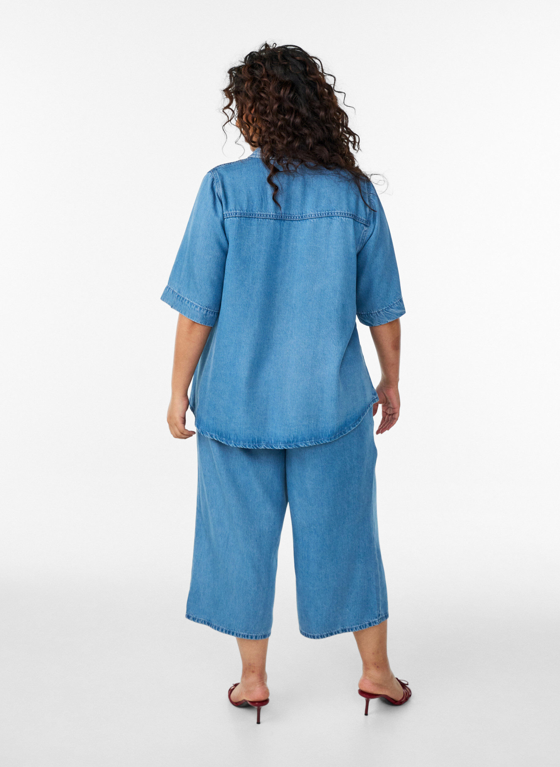 Zizzifashion Lyocell culotte trousers with wide legs and denim look, Light Blue, Model image number 1