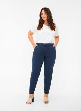 Chinos in cotton with pockets, Sky Captain, Model image number 0