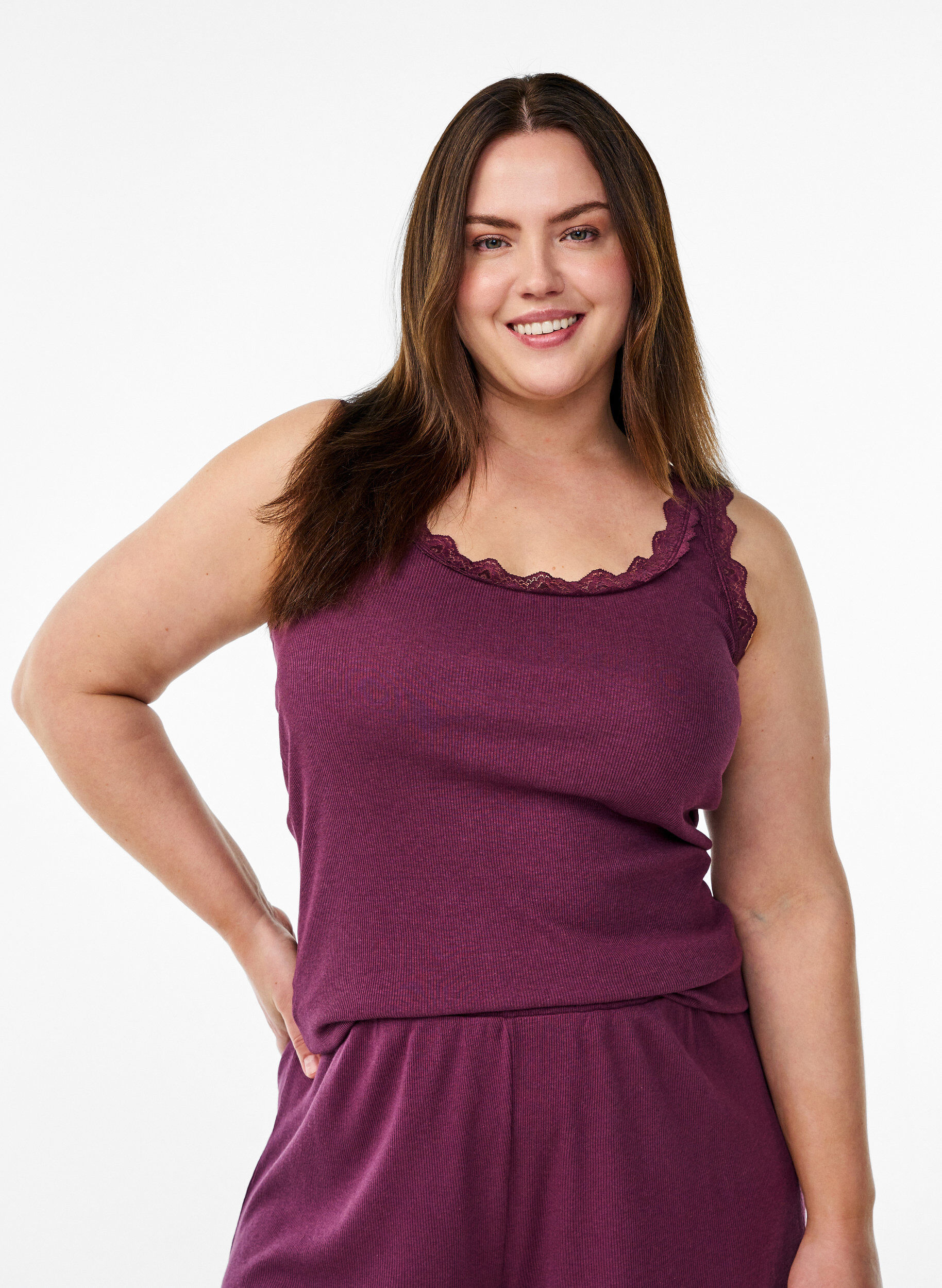 ZizzifashionLoose night shorts with ribbed texture and lace trim, Dark Bordeaux, Model image number 0