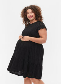 Pregnancy dress in broderie anglaise with breastfeeding function, Black, Model