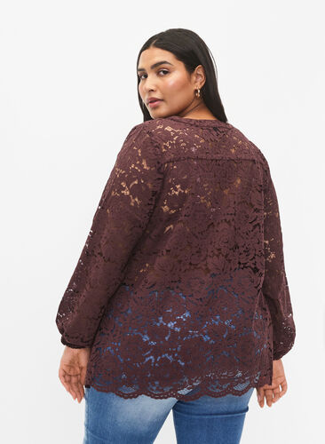 Lace shirt with A-shape, Fudge, Model image number 1
