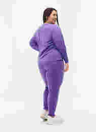 Melange knitted trousers with rib, Purple Opulence Mel., Model