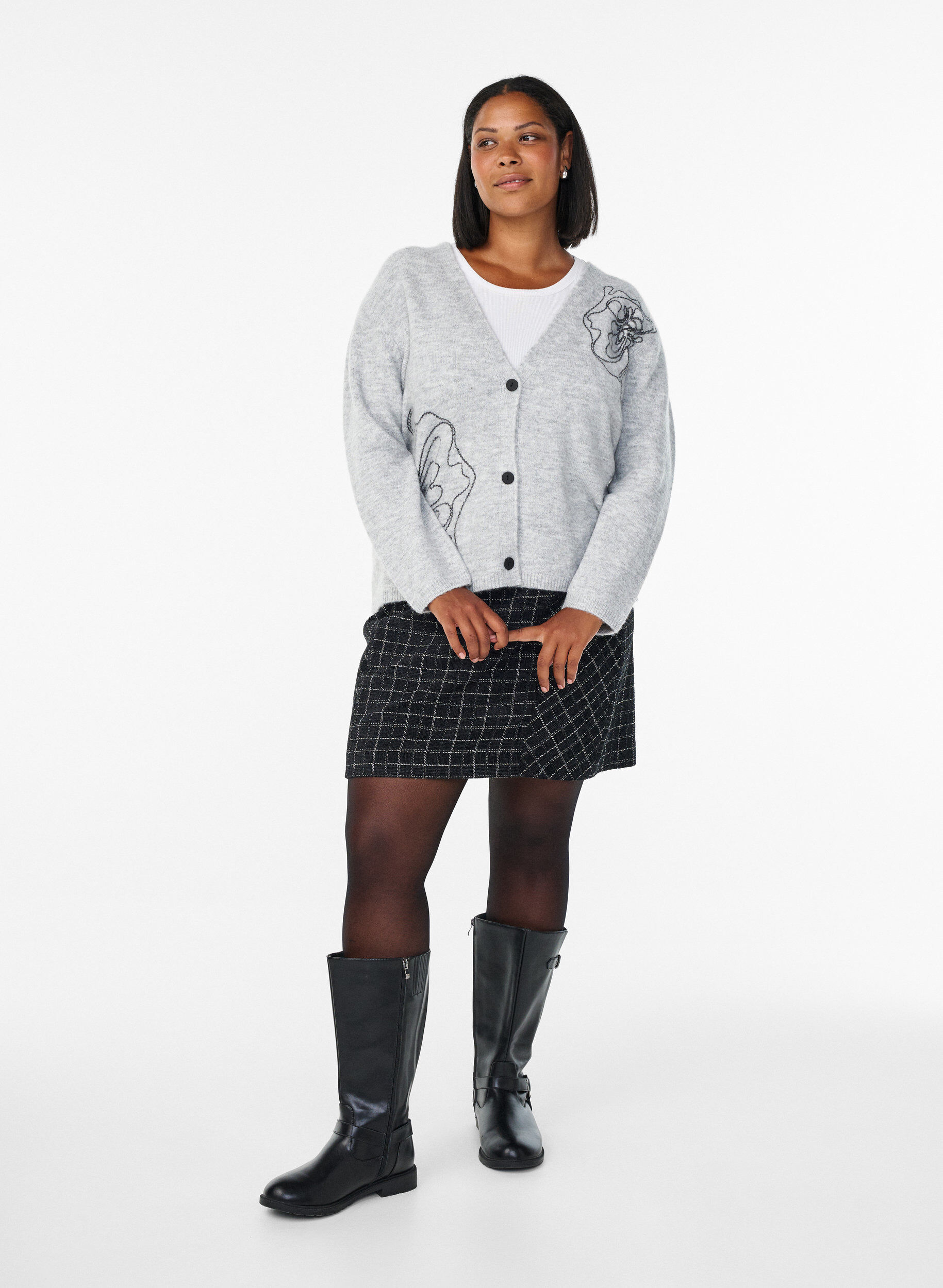 Zizzifashion Cardigan with V-neck and embroidered flowers, Grey, Model image number 1