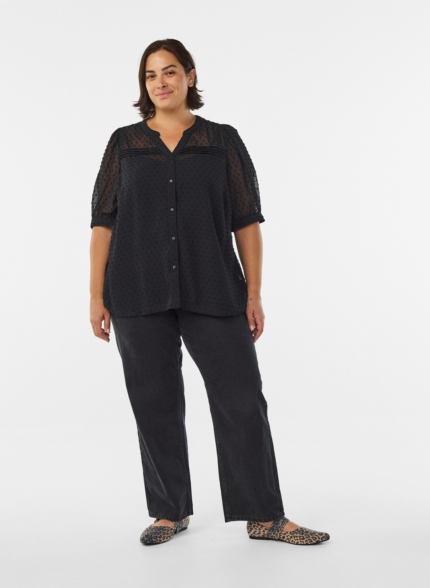 Zizzifashion Short-sleeved shirt blouse with dotted texture, Black, Model image number 1