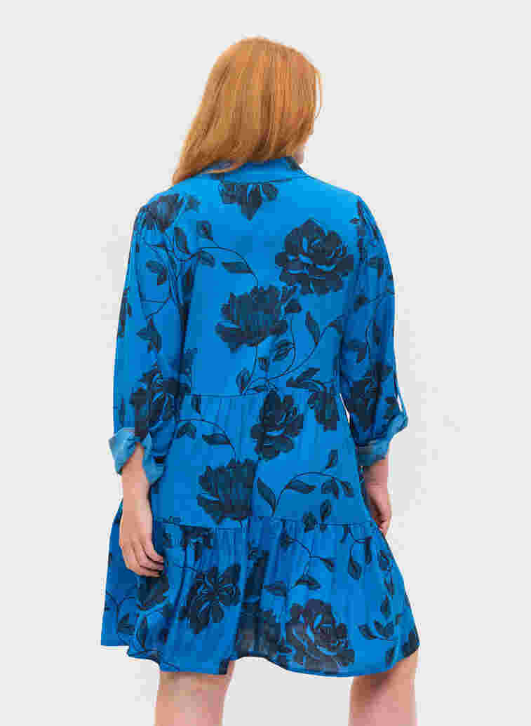 Floral viscose tunic with 3/4 sleeves, Blue Flower AOP, Model
