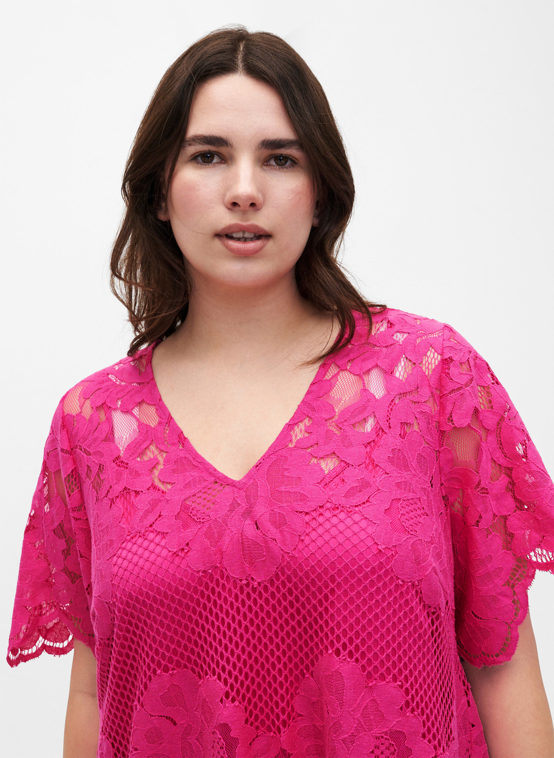 Zizzifashion Lace dress with short sleeves, Cabaret, Model image number 2