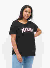 Cotton t-shirt with print detail, Black MIAMI, Model