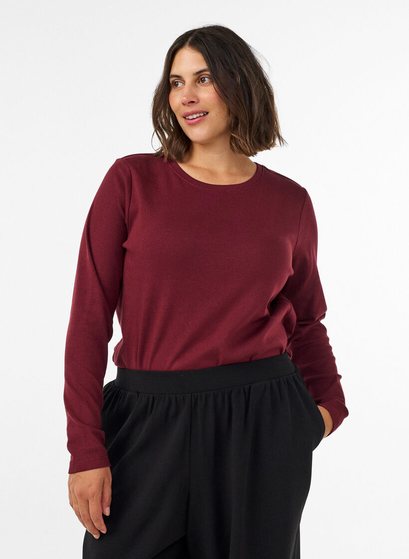 Long-sleeved basic T-shirt with round neck, Red, Model image number 0