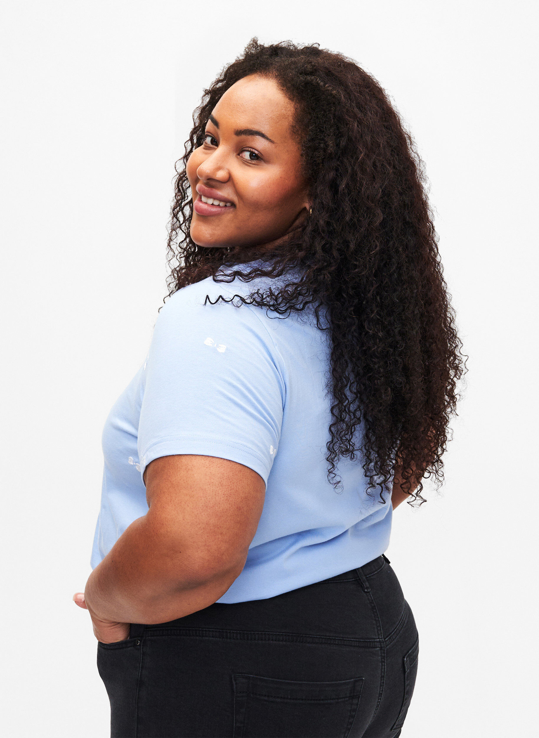 Zizzifashion Organic cotton T-shirt with bows, Serenity W. Bow Emb., Model image number 1