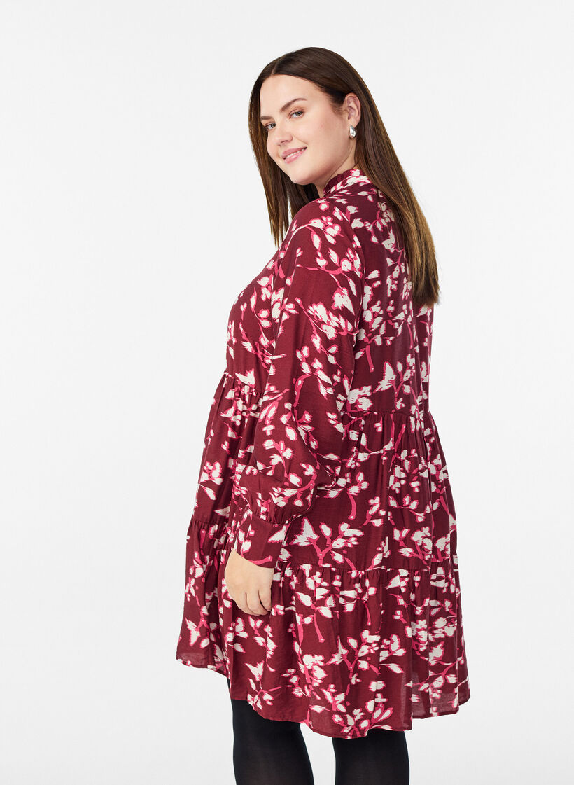 A-line dress with ruffle collar, Red, Model image number 2