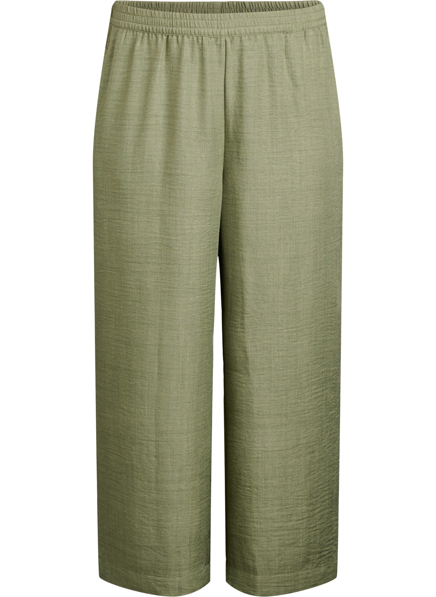 Loose trousers with elasticated waistband and pockets