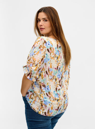 Short-sleeved floral blouse with smock, Humus Flower AOP, Model image number 1