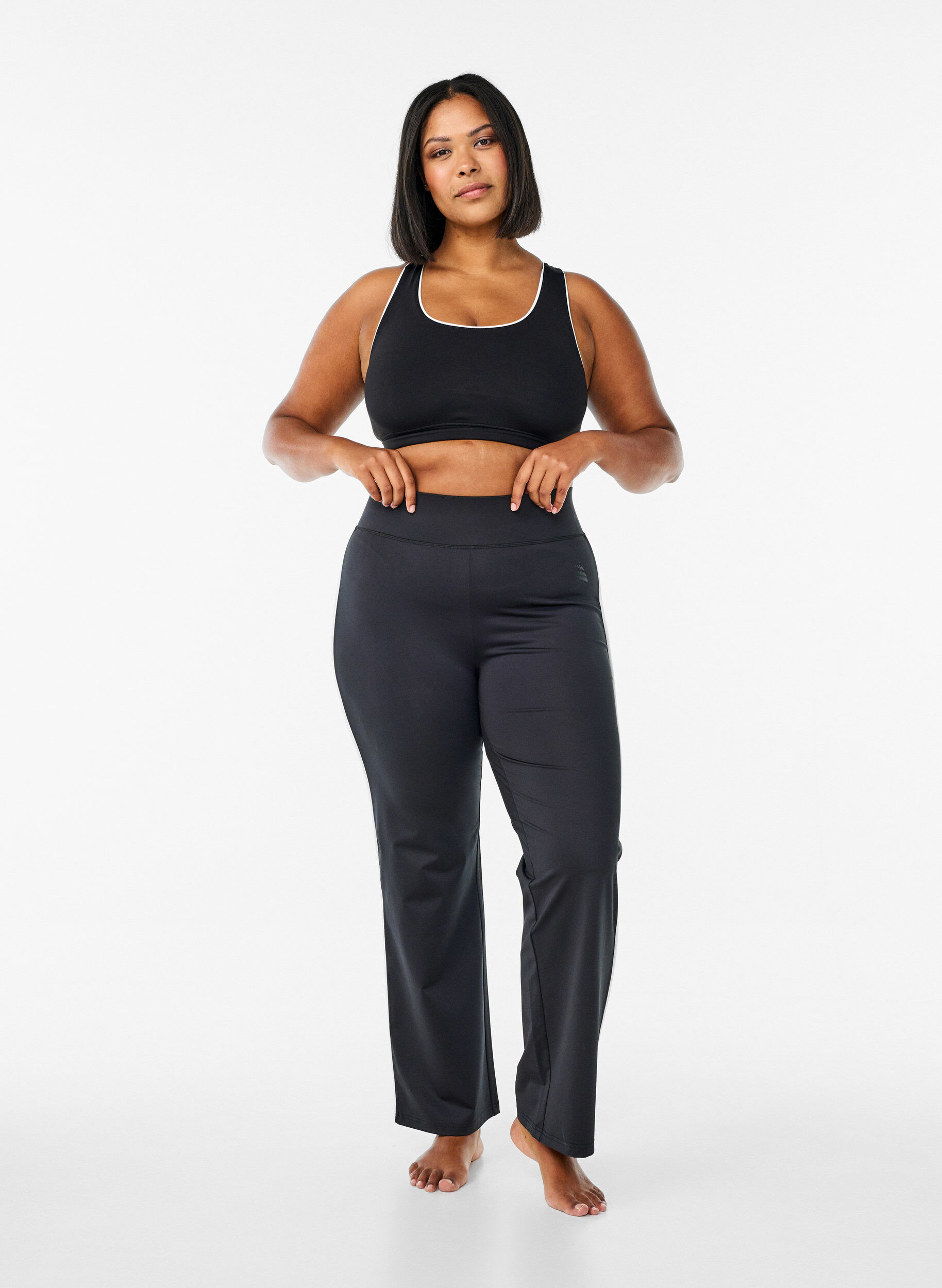 Zizzifashion Racerback sports bra with contrast piping, Black, Model image number 1