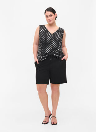 Printed top with button details, Black Dot, Model image number 2