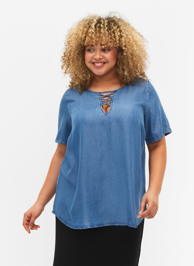 Short-sleeved top in lyocell (TENCEL™), Blue denim, Model image number 0
