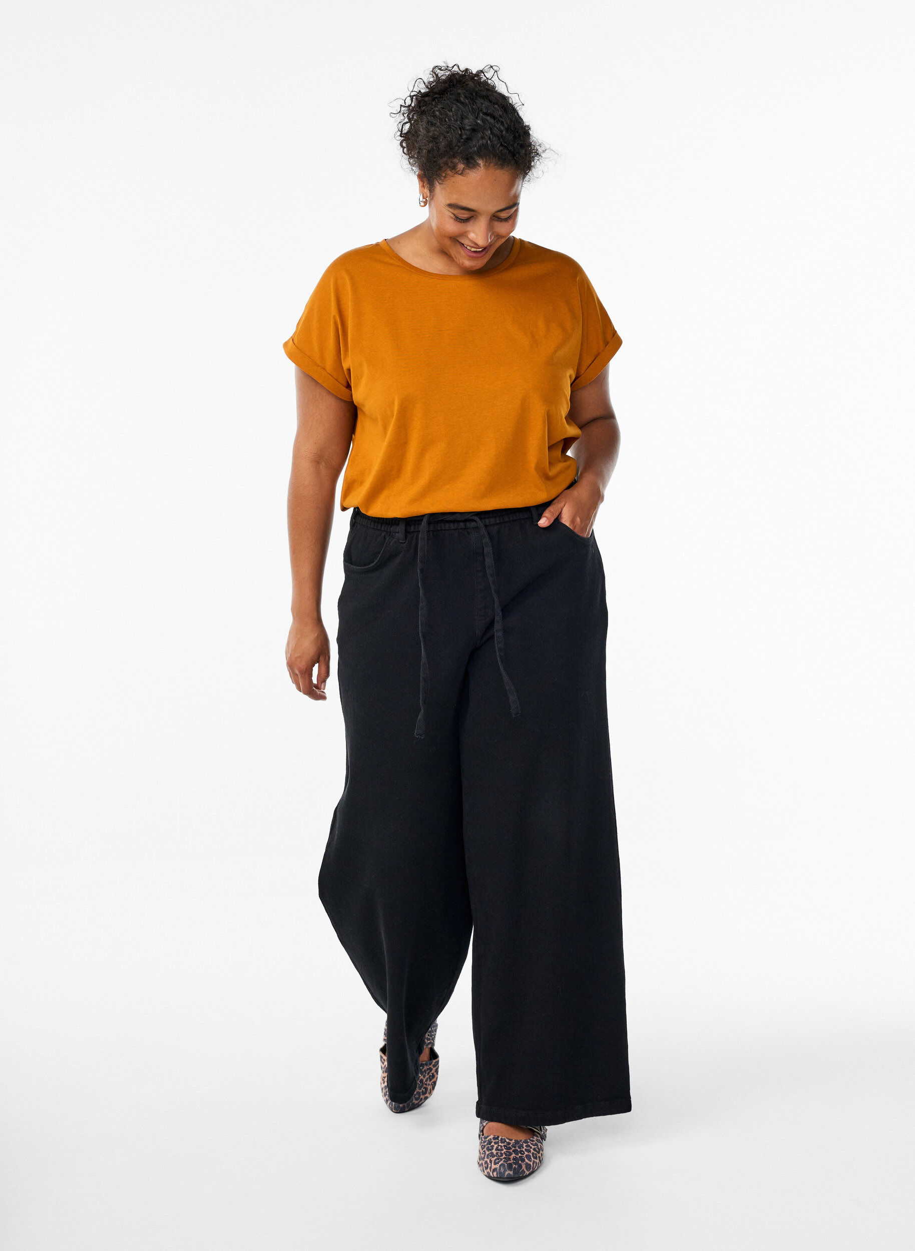 ZizzifashionShort sleeve cotton blend T-shirt, Orange, Model image number 1