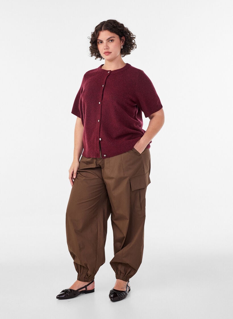 Cotton cargo trousers with a balloon leg, Brown, Model image number 0
