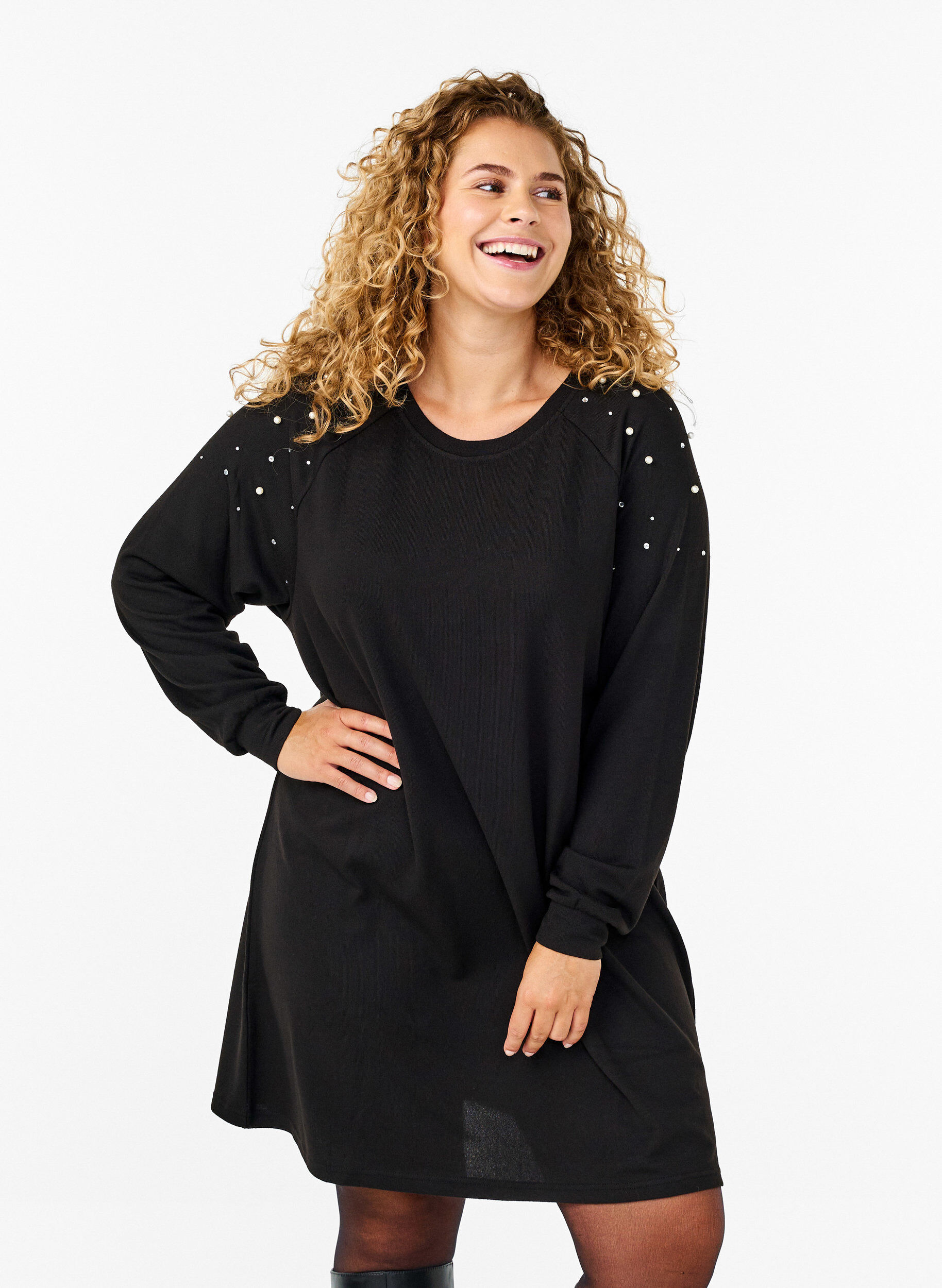 Zizzifashion Long-sleeved dress with pearls, Black, Model image number 0