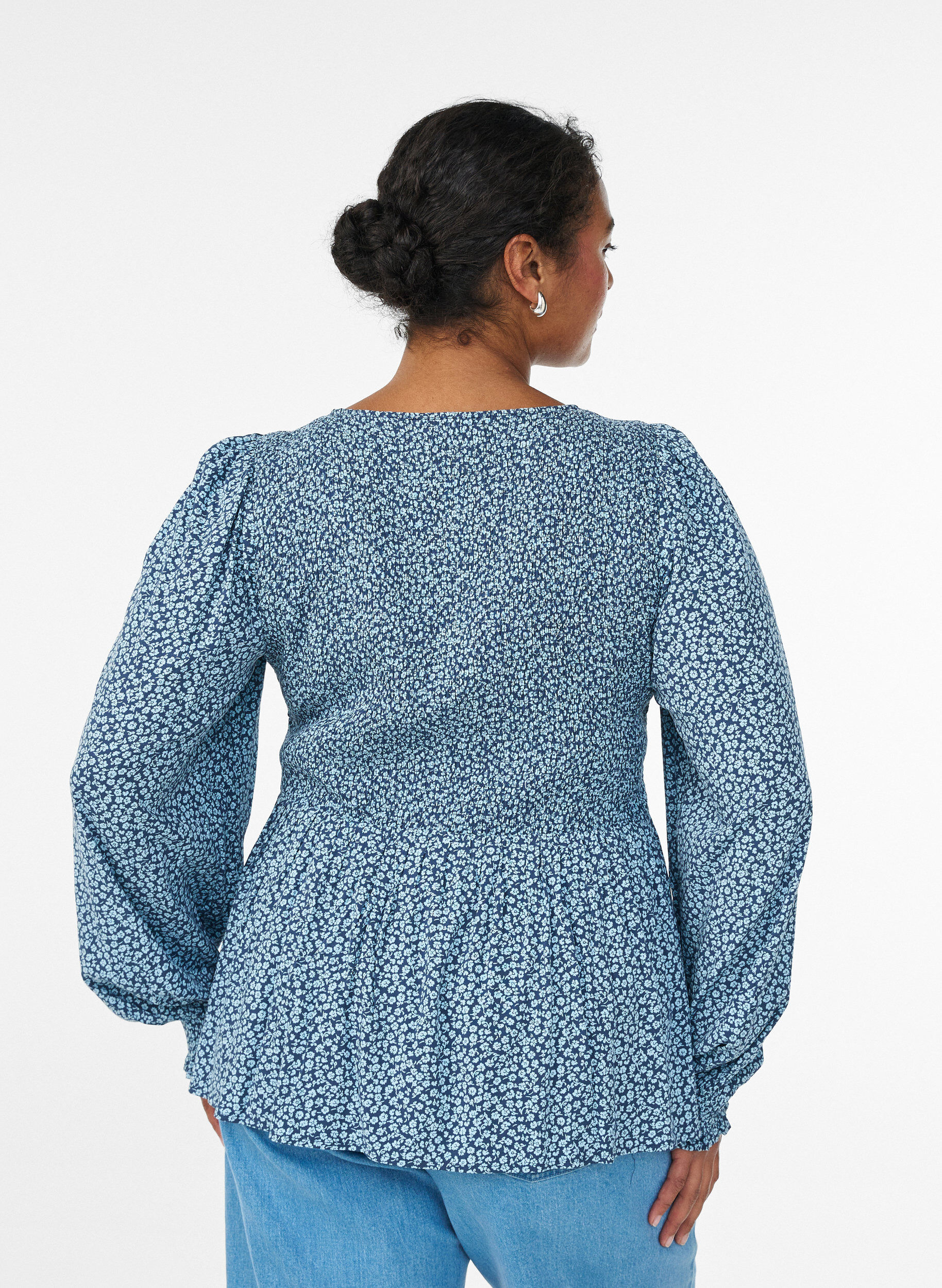 ZizzifashionBlouse with smocked top and floral print, Blue, Model image number 2
