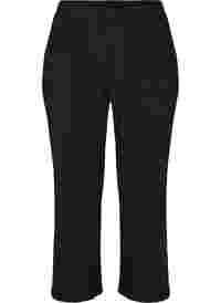 Cropped trousers with width